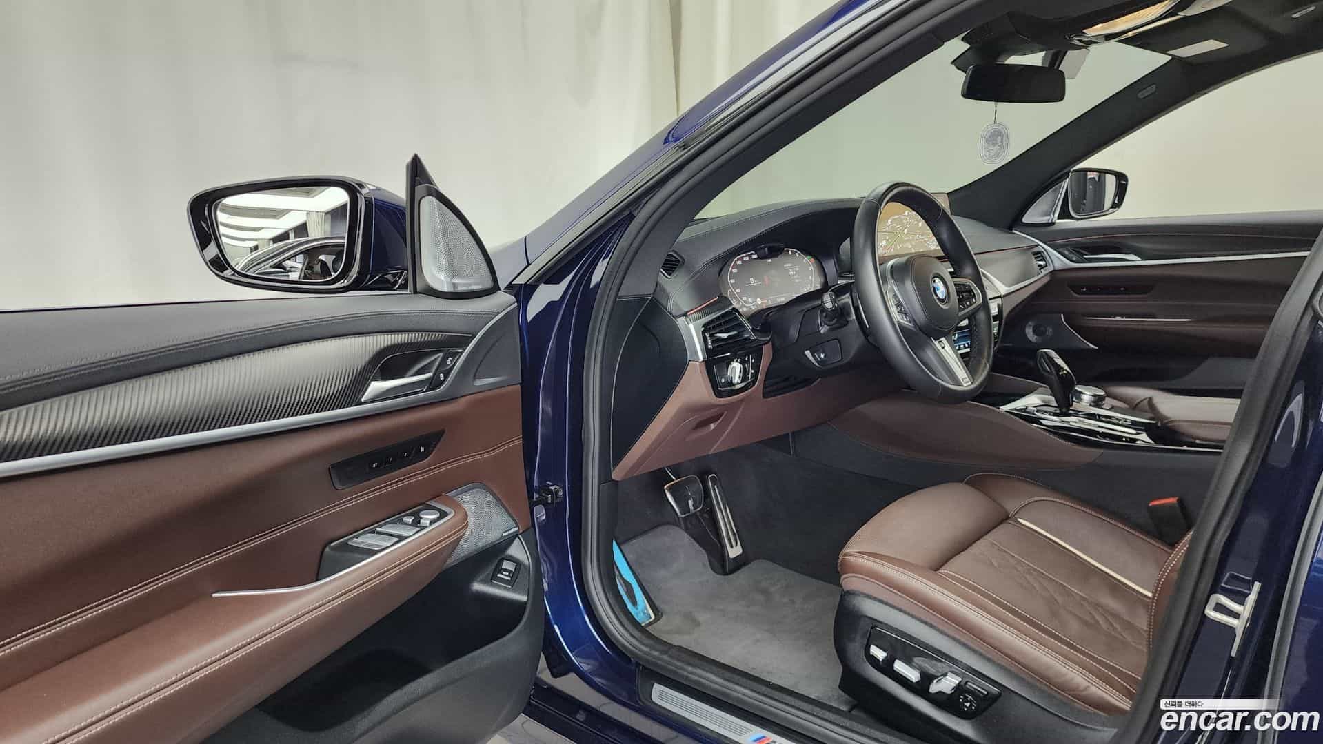 Gran Turismo BMW 2024.11-INNER-010