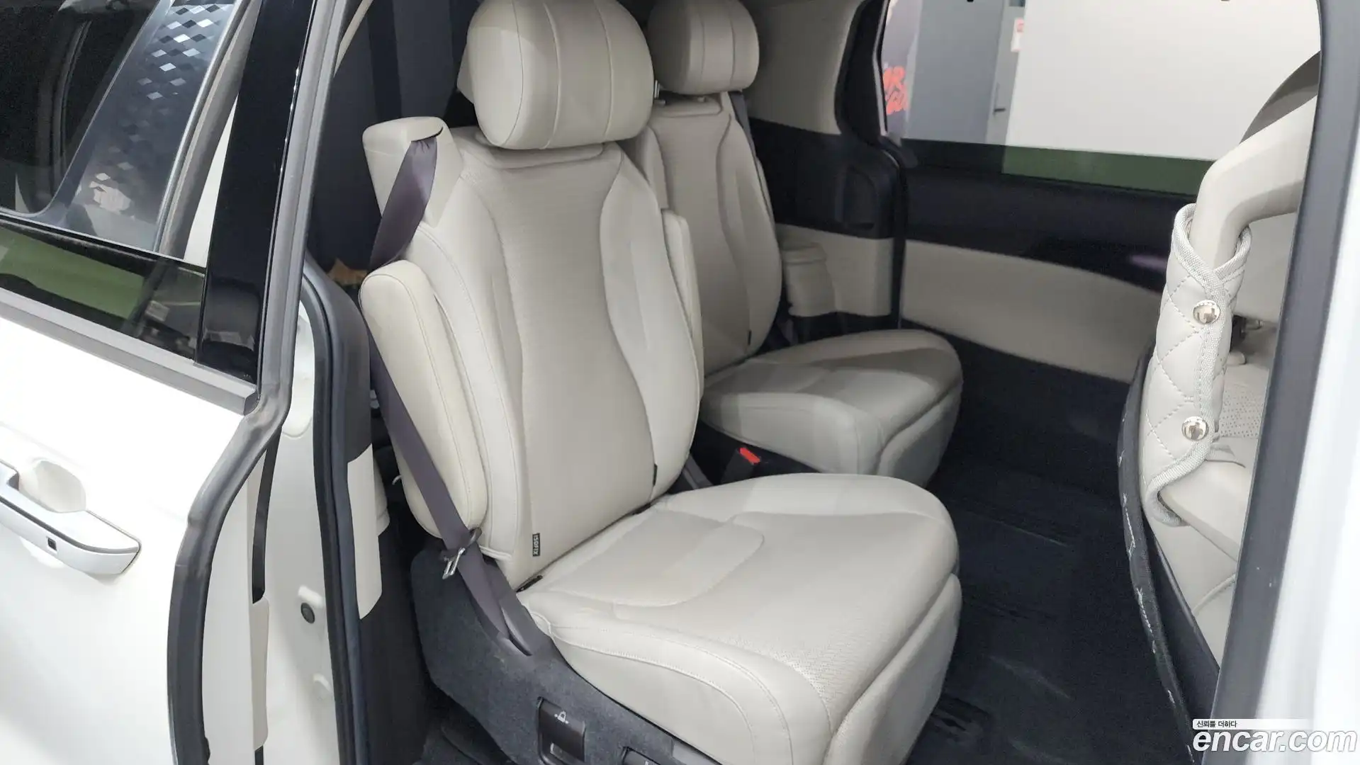 Canival Kia 2020.8-OPTION-015