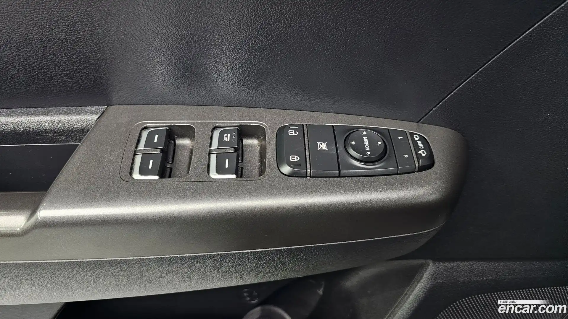 Sportage Kia 2021.5-OPTION-040