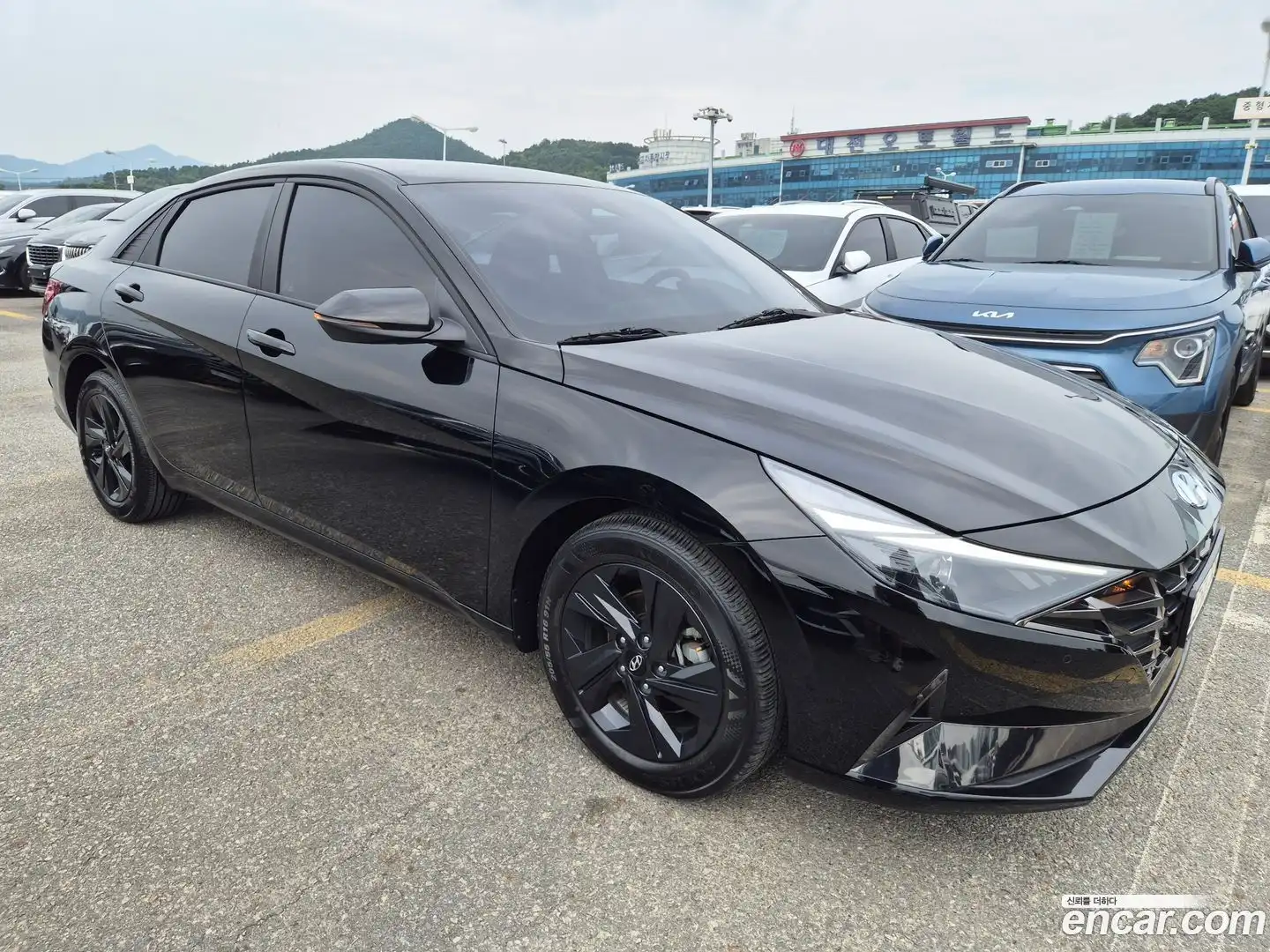 AVANTE Hyundai 2022.5-OUTER-003