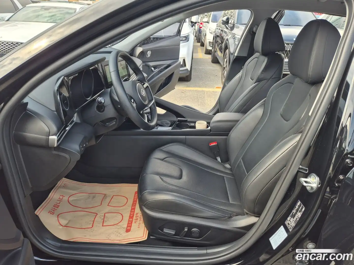 AVANTE Hyundai 2022.5-INNER-009