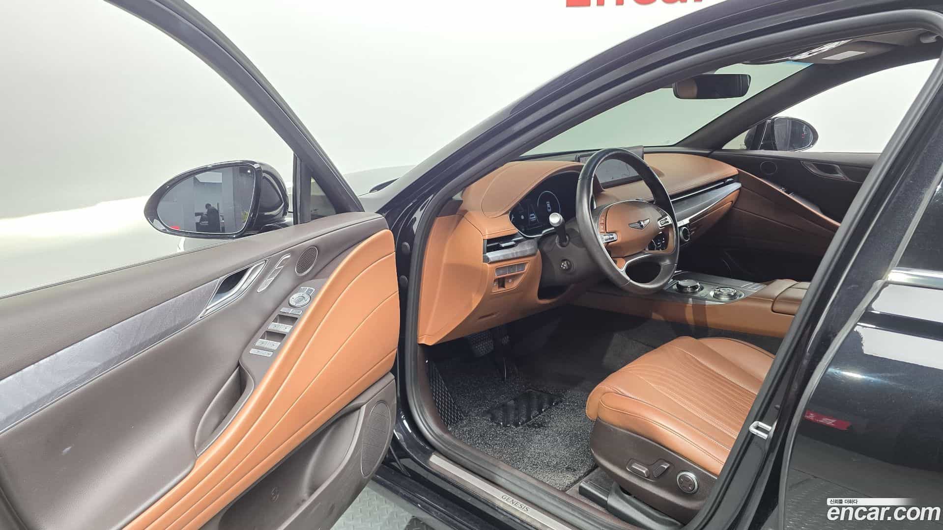 G80 Genesis 2023.3-INNER-010