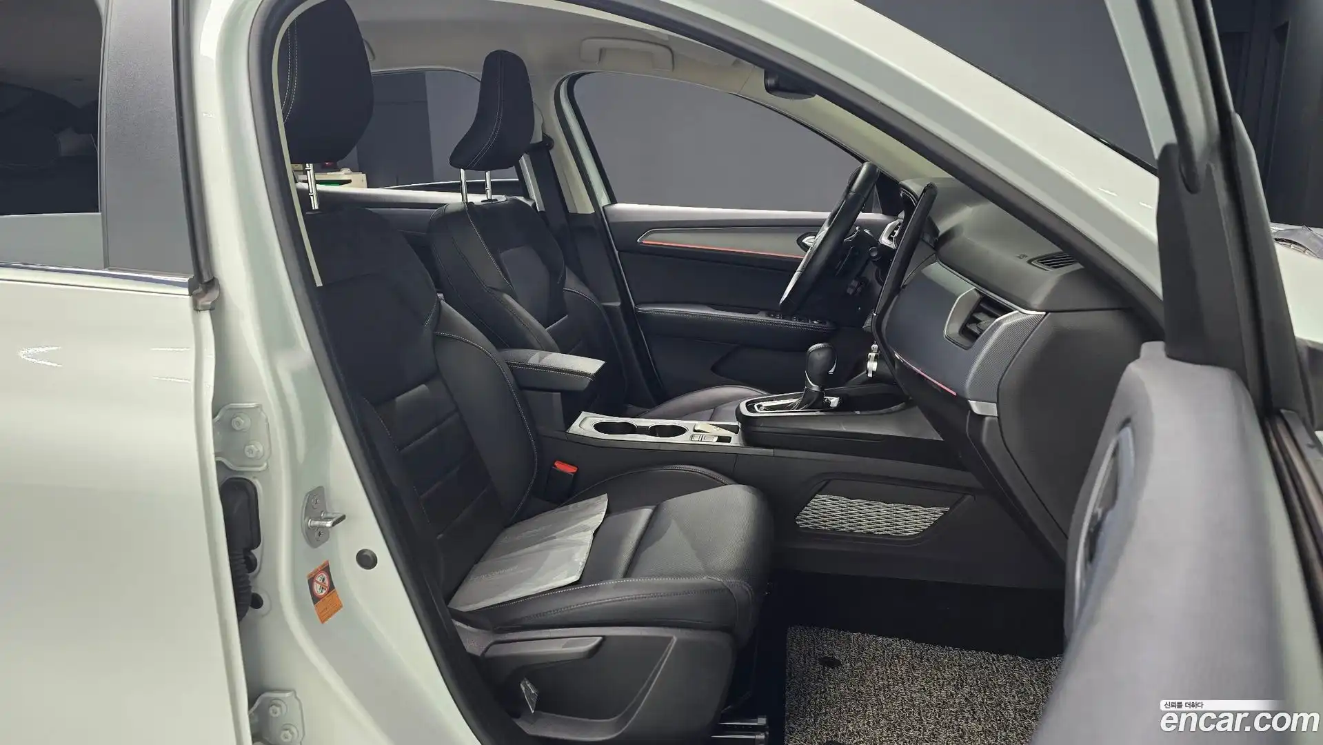 XM3 Renault Korea 2022.1-INNER-010
