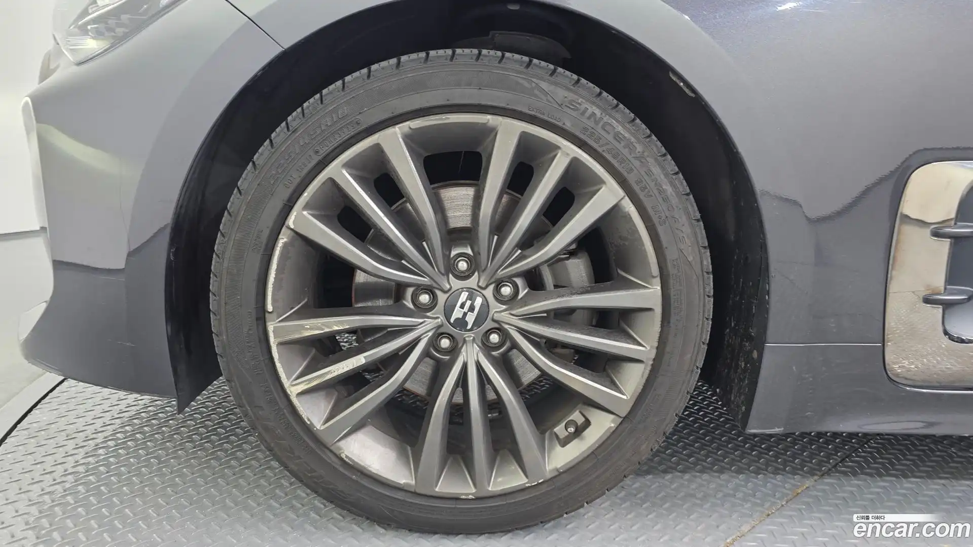 Stinger Kia 2018.2-OUTER-005
