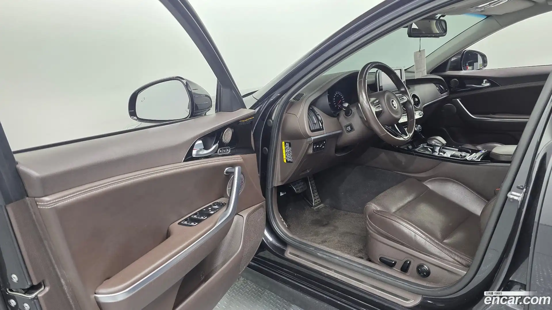 Stinger Kia 2018.2-INNER-010