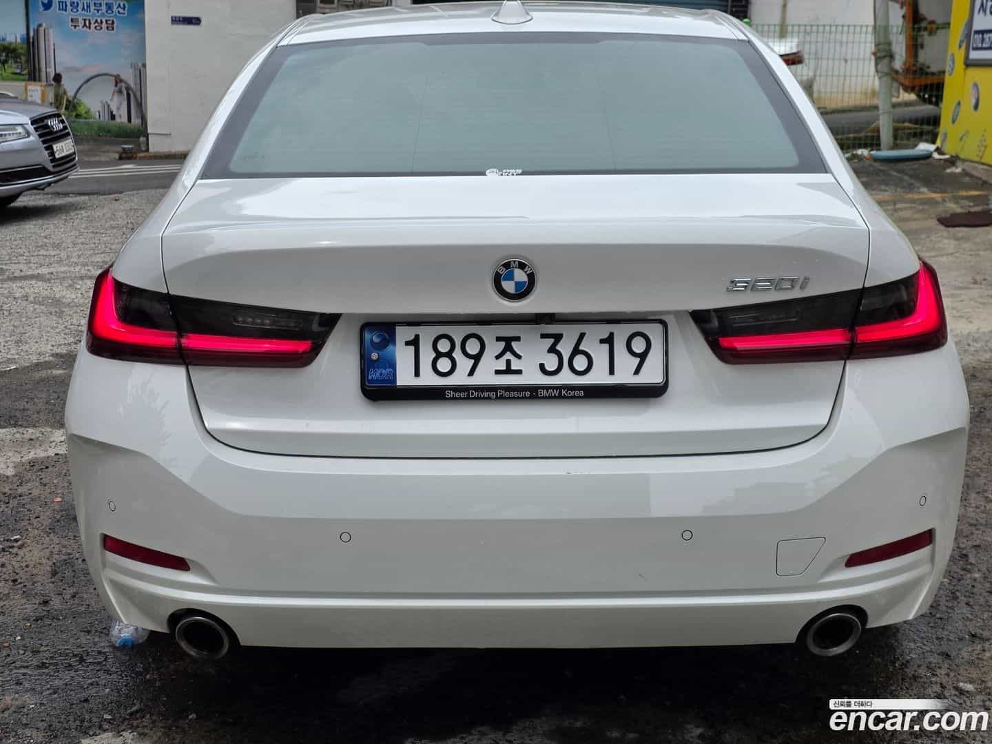 3-Series BMW 2023.6-OUTER-006