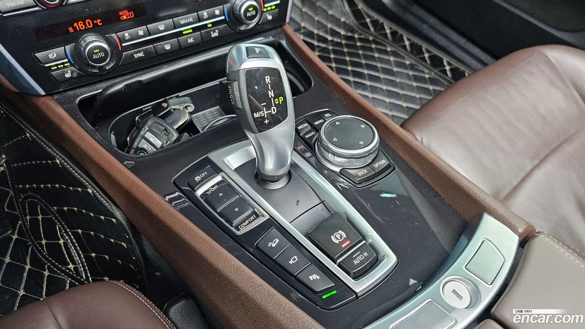 Gran Turismo BMW 2015.8-INNER-009