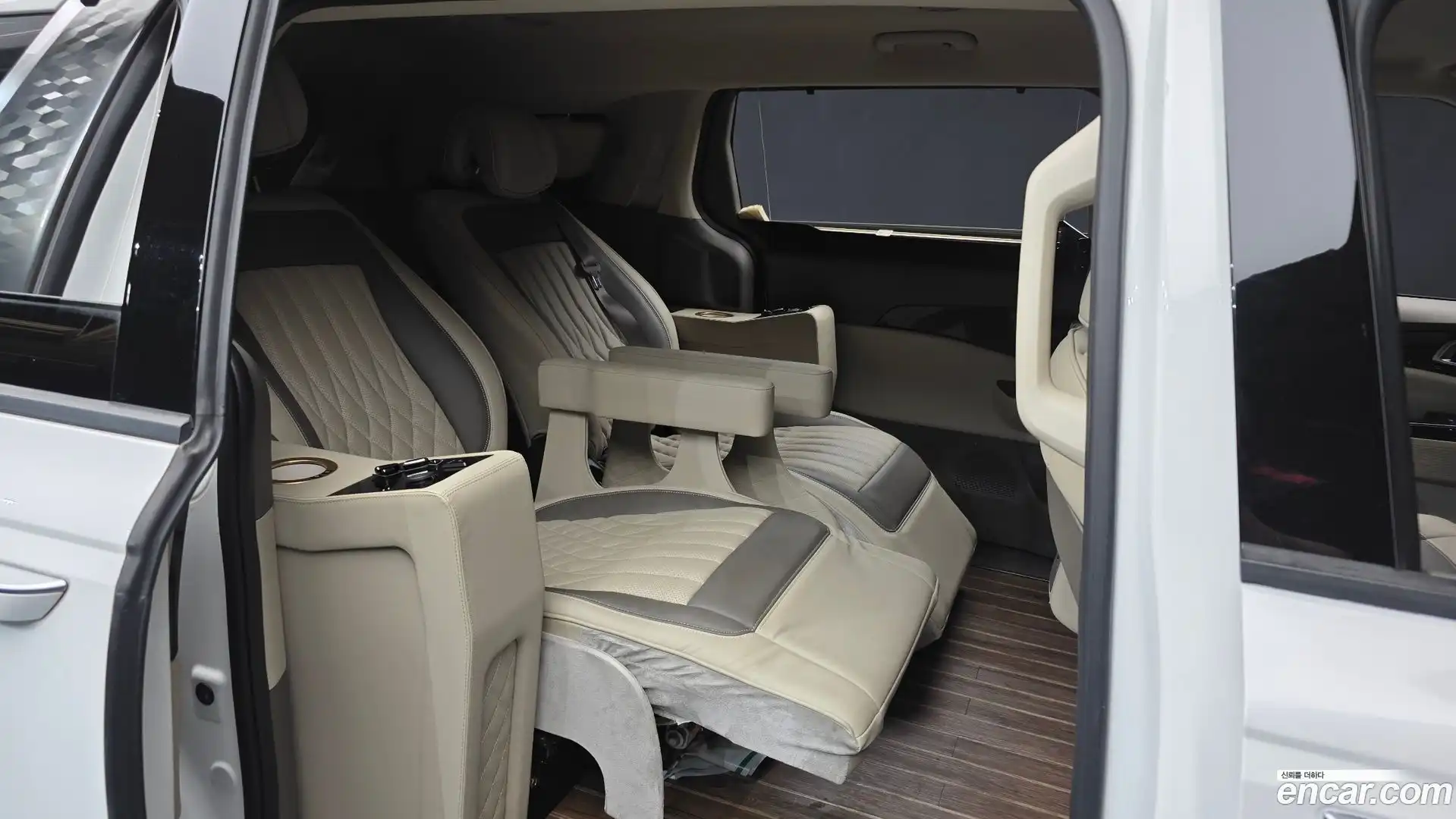 Canival Kia 2021.9-OPTION-015