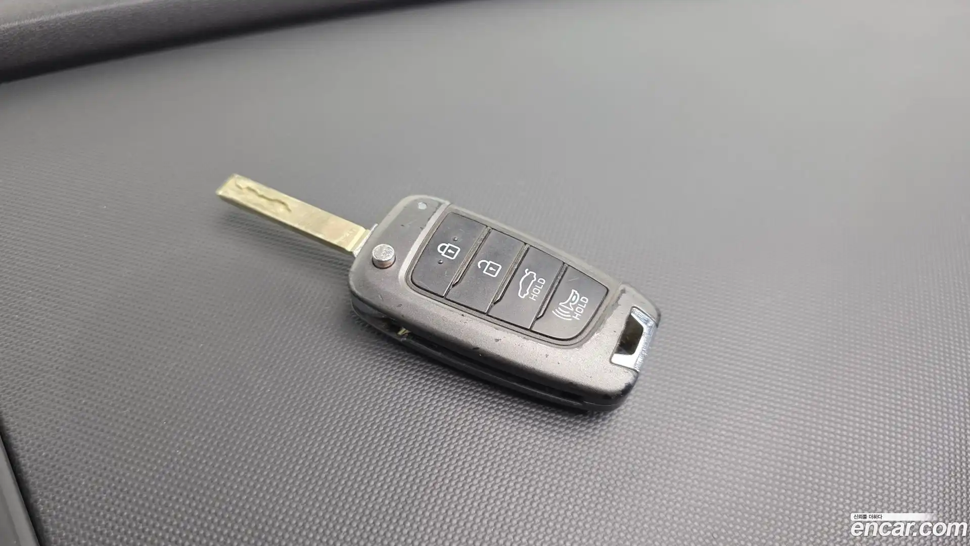 AVANTE Hyundai 2021.0-OPTION-021