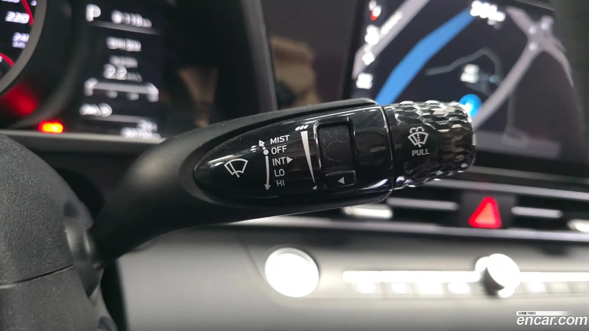 AVANTE Hyundai 2021.0-OPTION-043