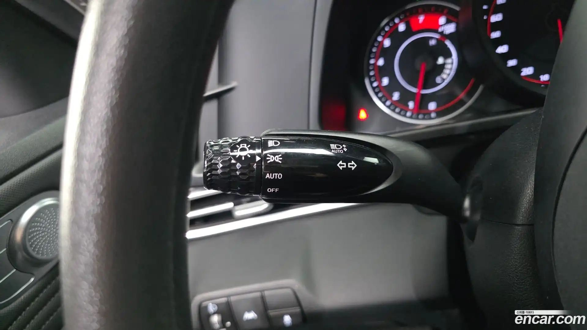 AVANTE Hyundai 2021.0-OPTION-045