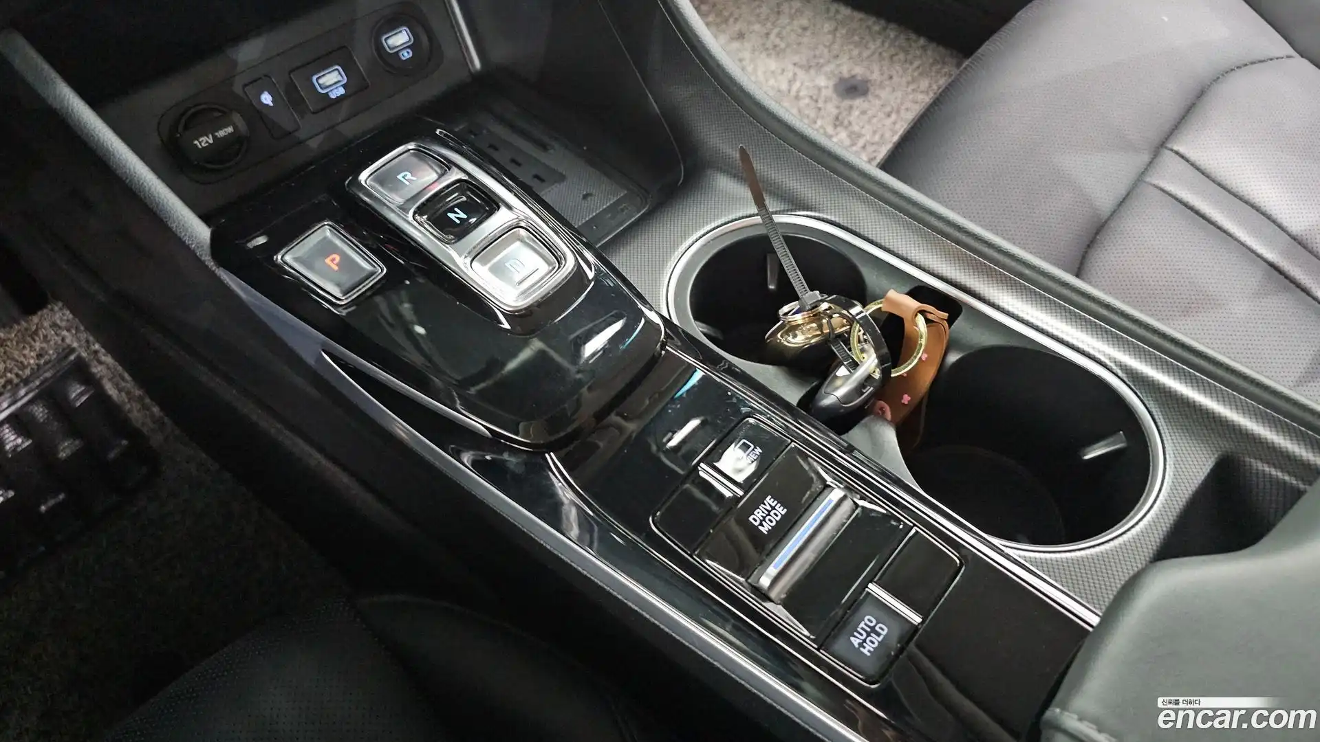 Sonata Hyundai 2019.4-INNER-009