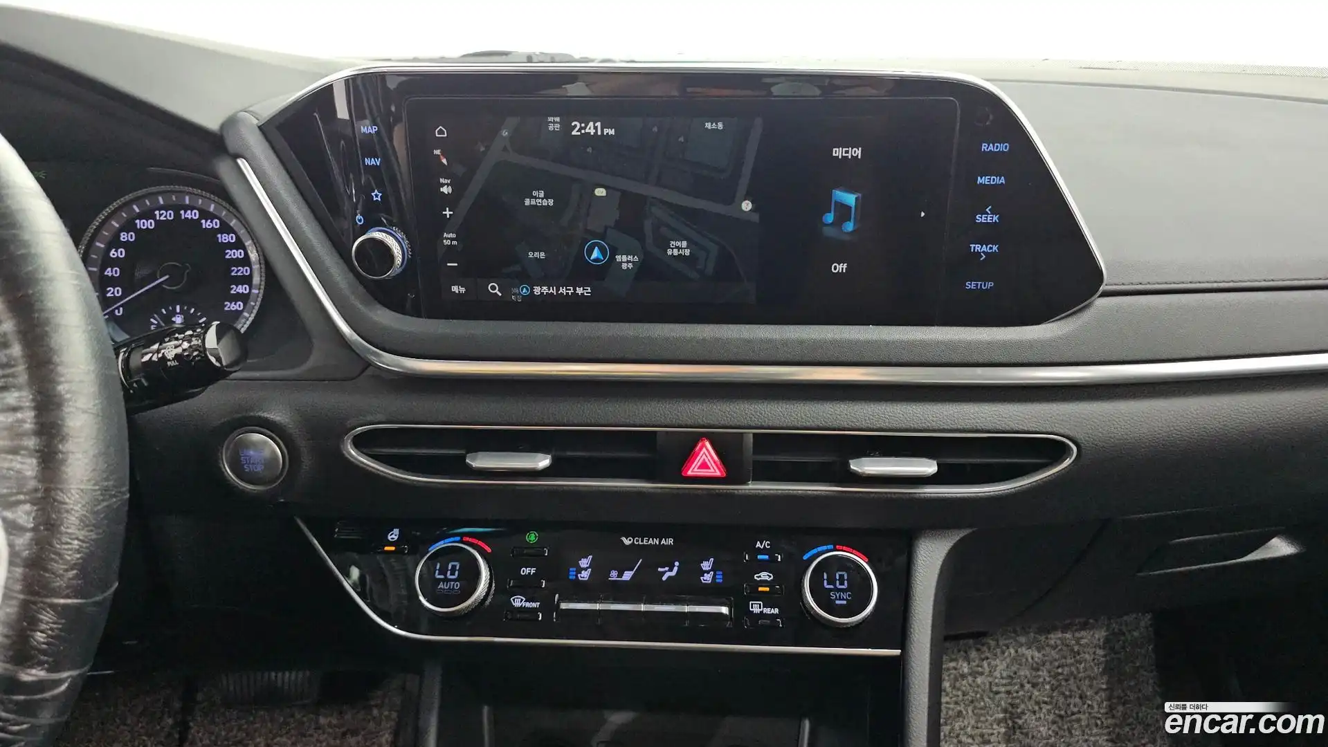 Sonata Hyundai 2019.4-OPTION-016