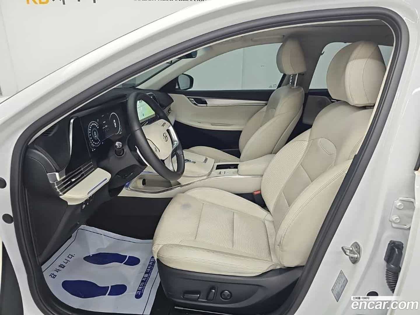 Grandeur Hyundai 2022.10-OPTION-015