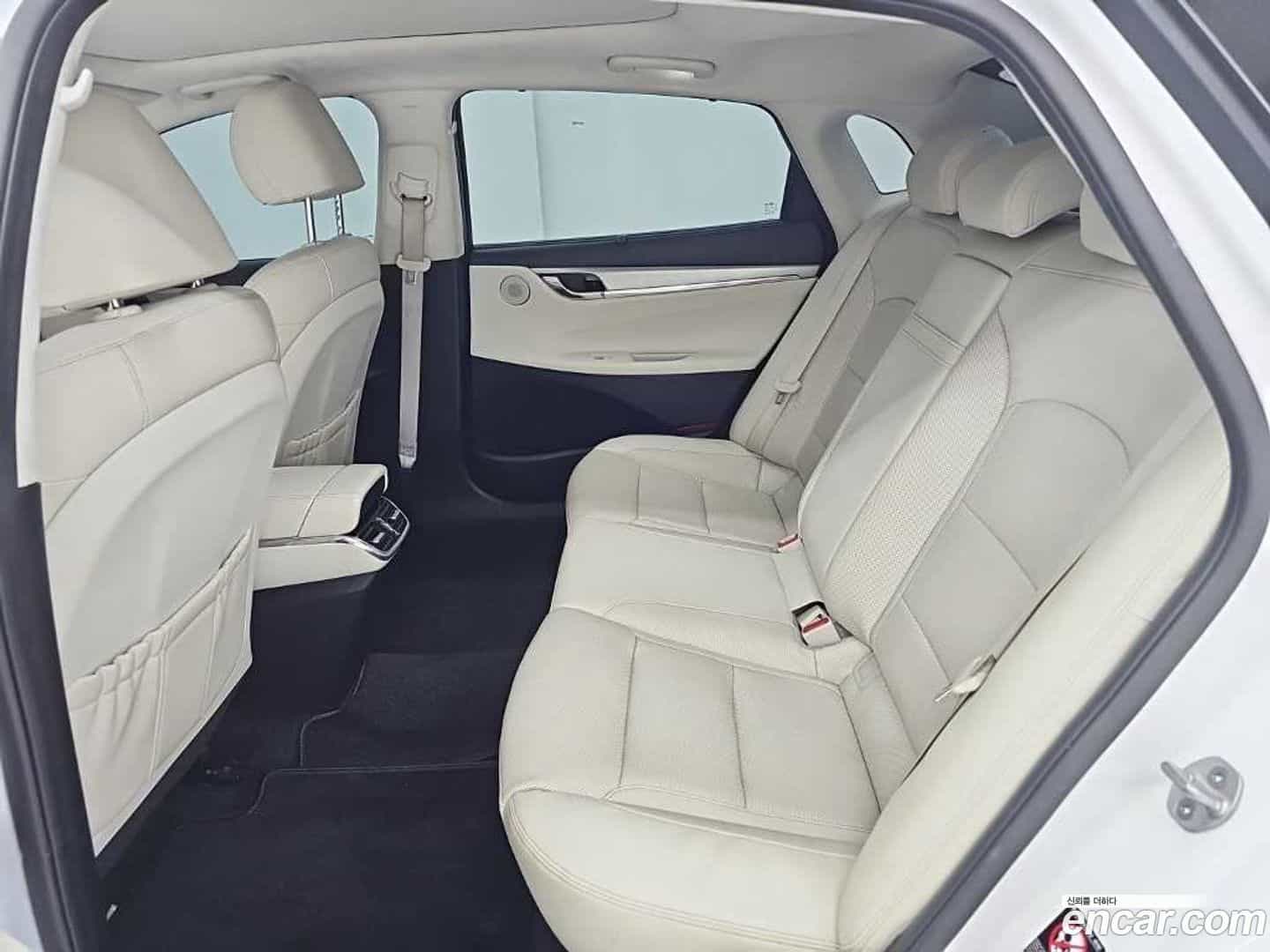 Grandeur Hyundai 2022.10-OPTION-016