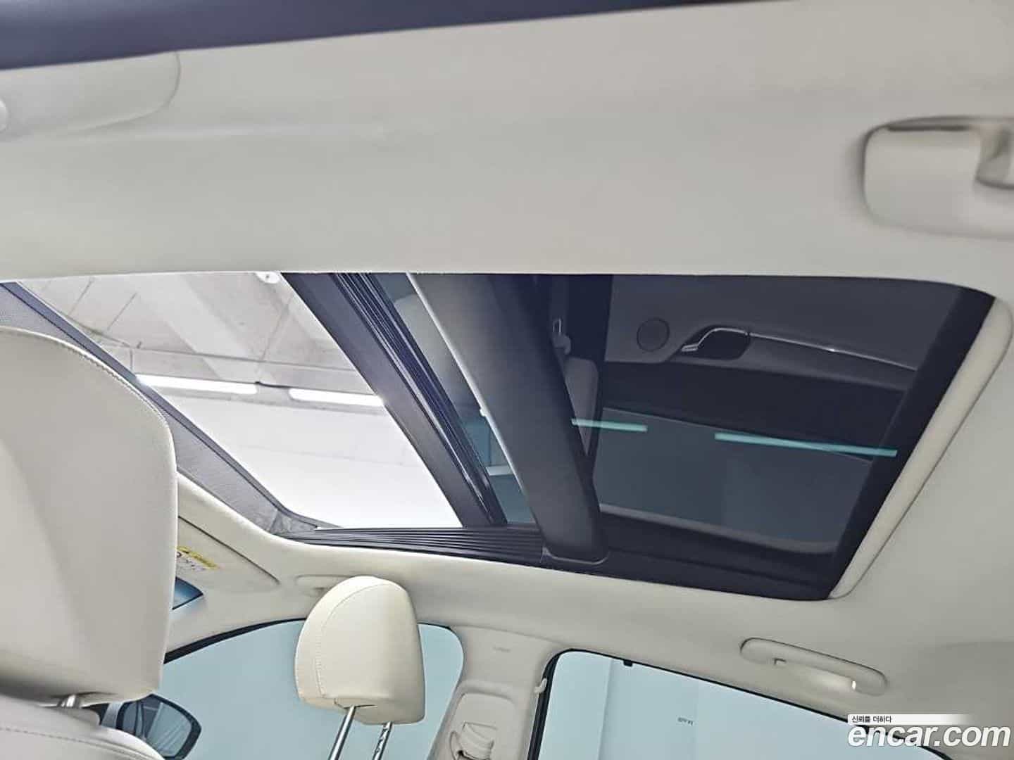 Grandeur Hyundai 2022.10-OPTION-018