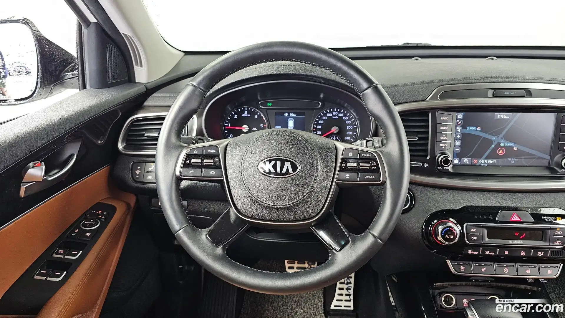 Sorento Kia 2018.4-OPTION-017