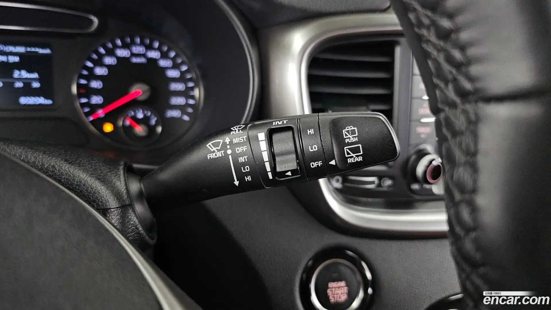 Sorento Kia 2018.4-OPTION-043