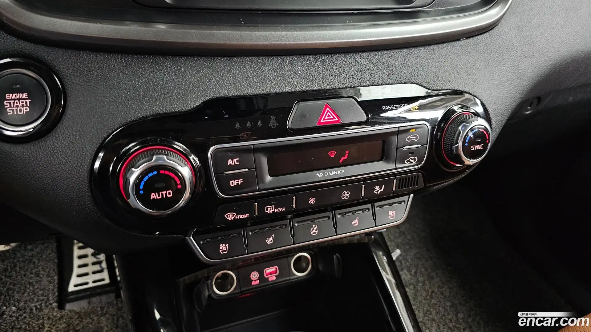Sorento Kia 2018.4-OPTION-045