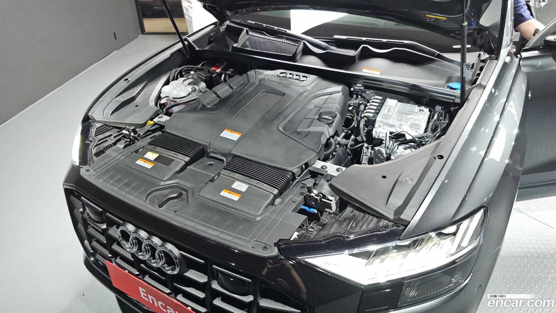 Q8 Audi 2023.11-OUTER-006