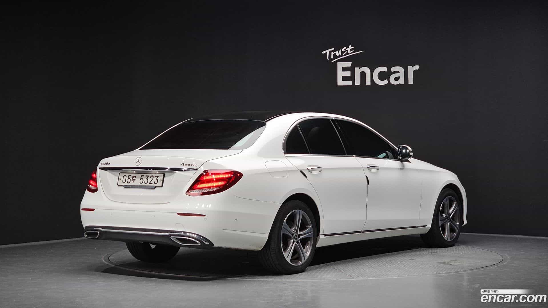 E-Class Mercedes-Benz 2018.10-OUTER-002