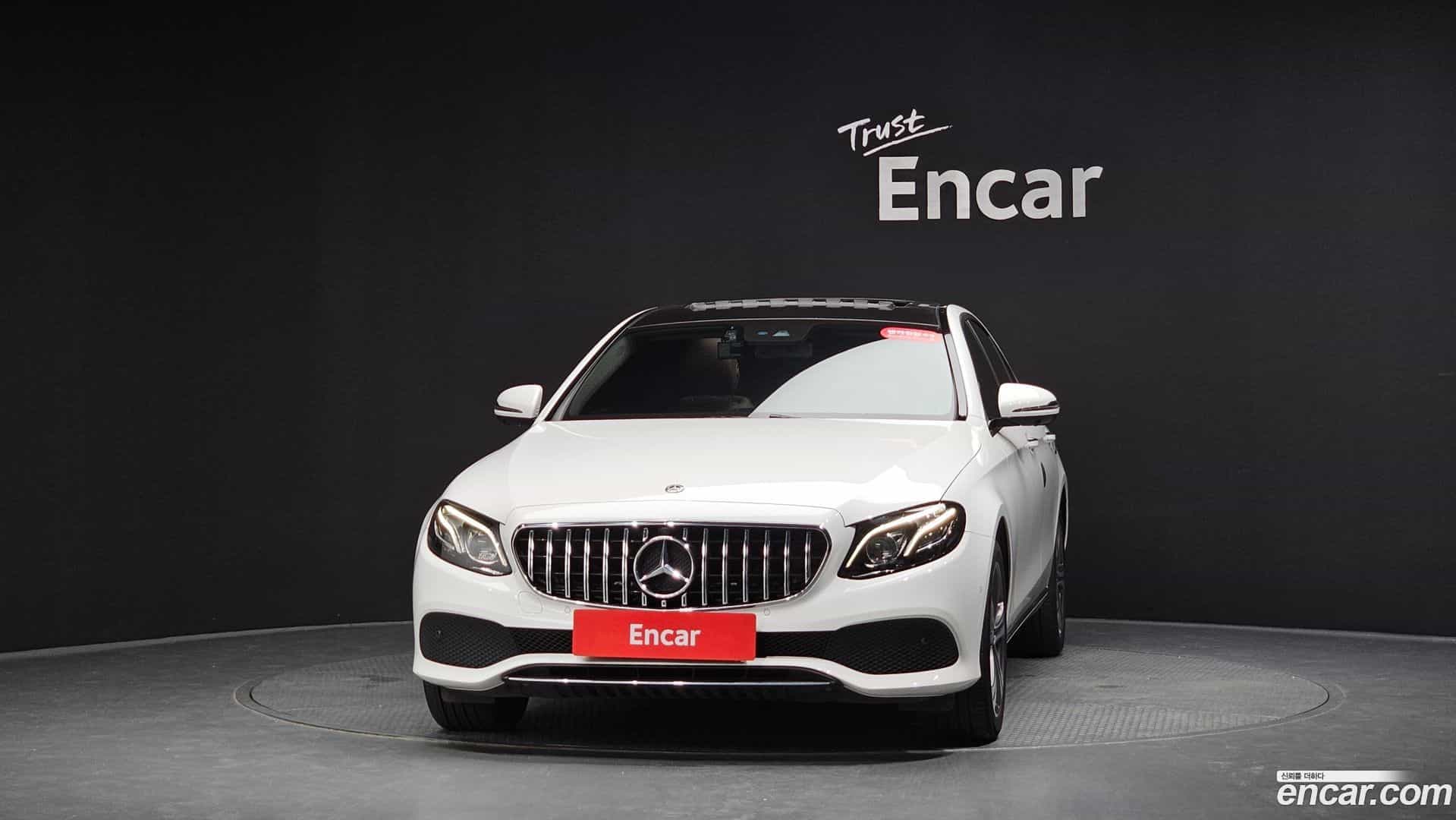 E-Class Mercedes-Benz 2018.10-OUTER-003
