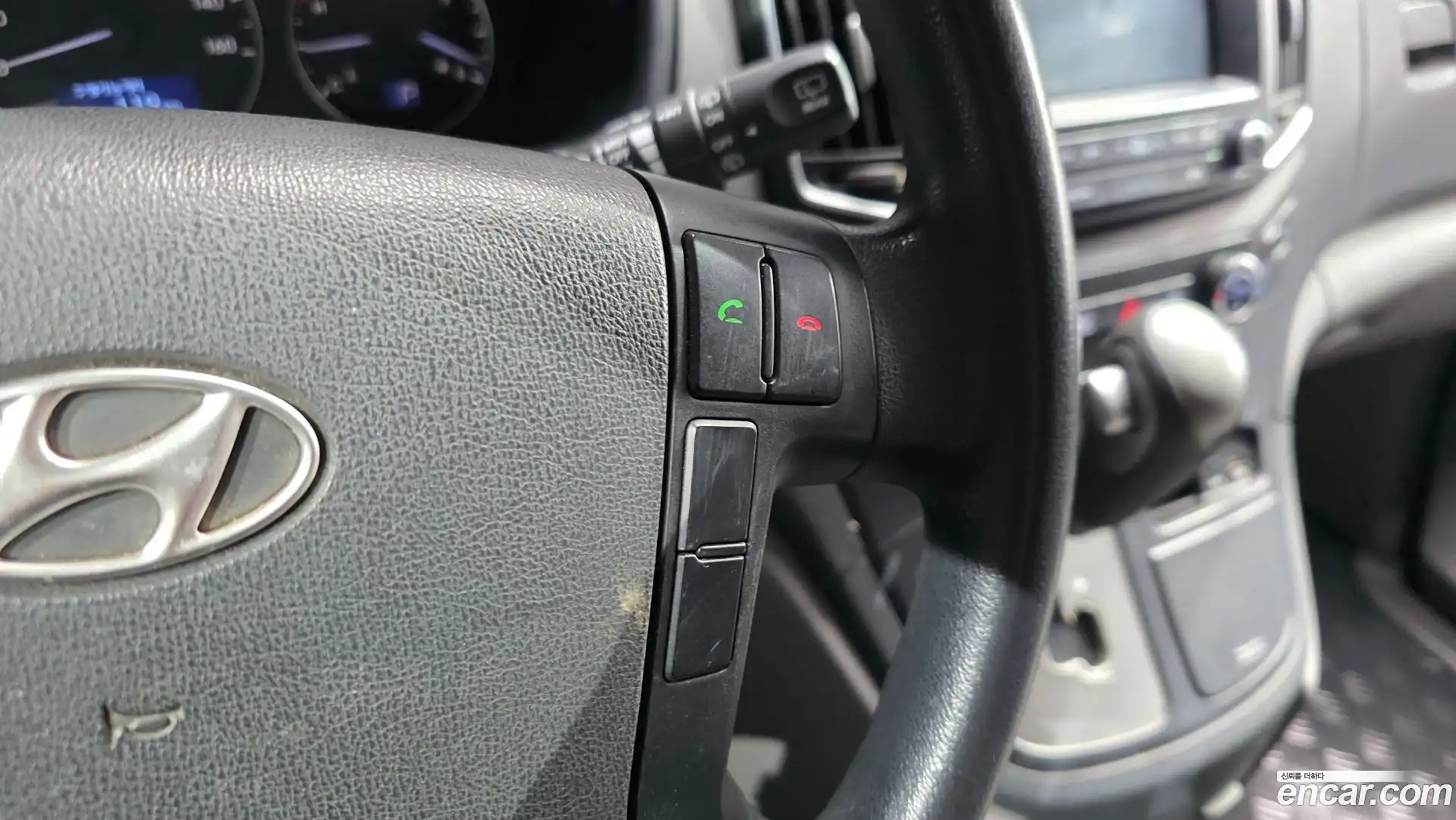 Starex Hyundai 2016.0-OPTION-019