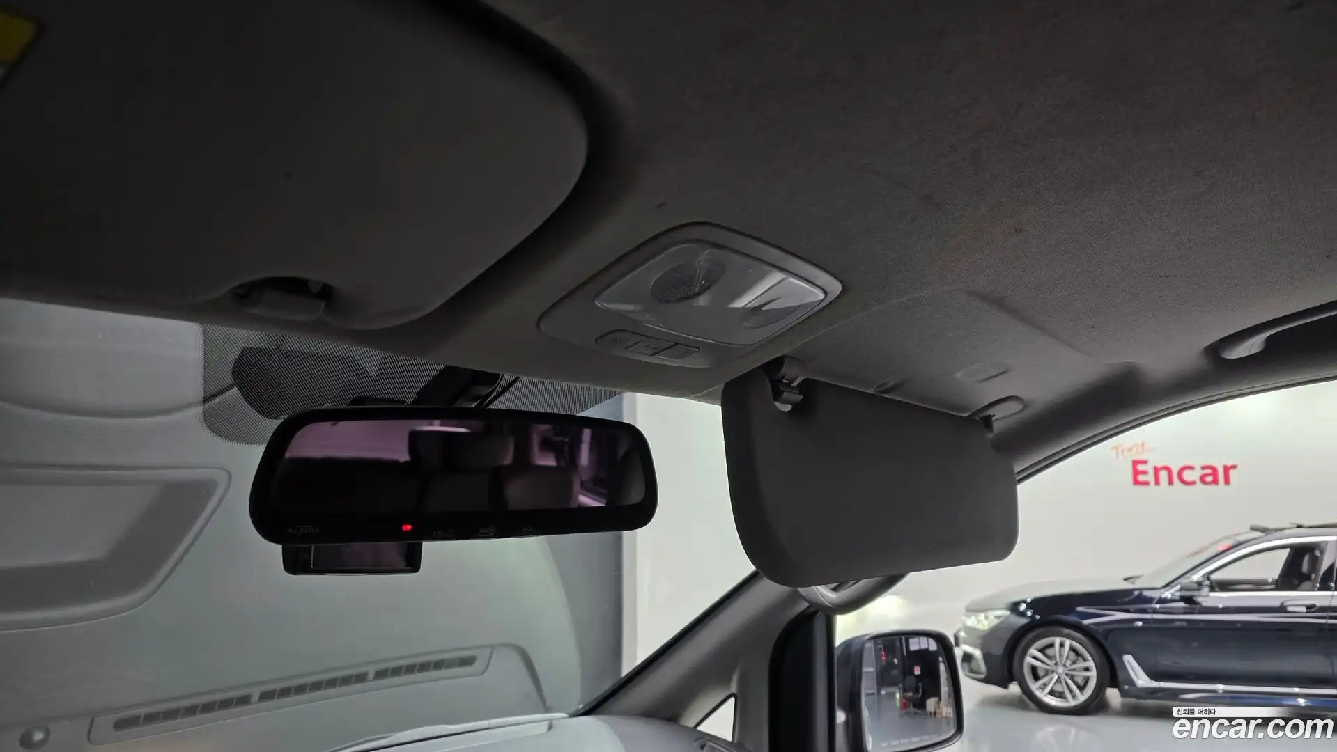 Starex Hyundai 2016.0-OPTION-024