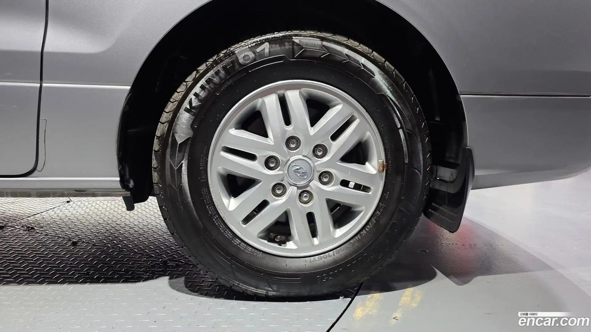 Starex Hyundai 2016.0-OUTER-031