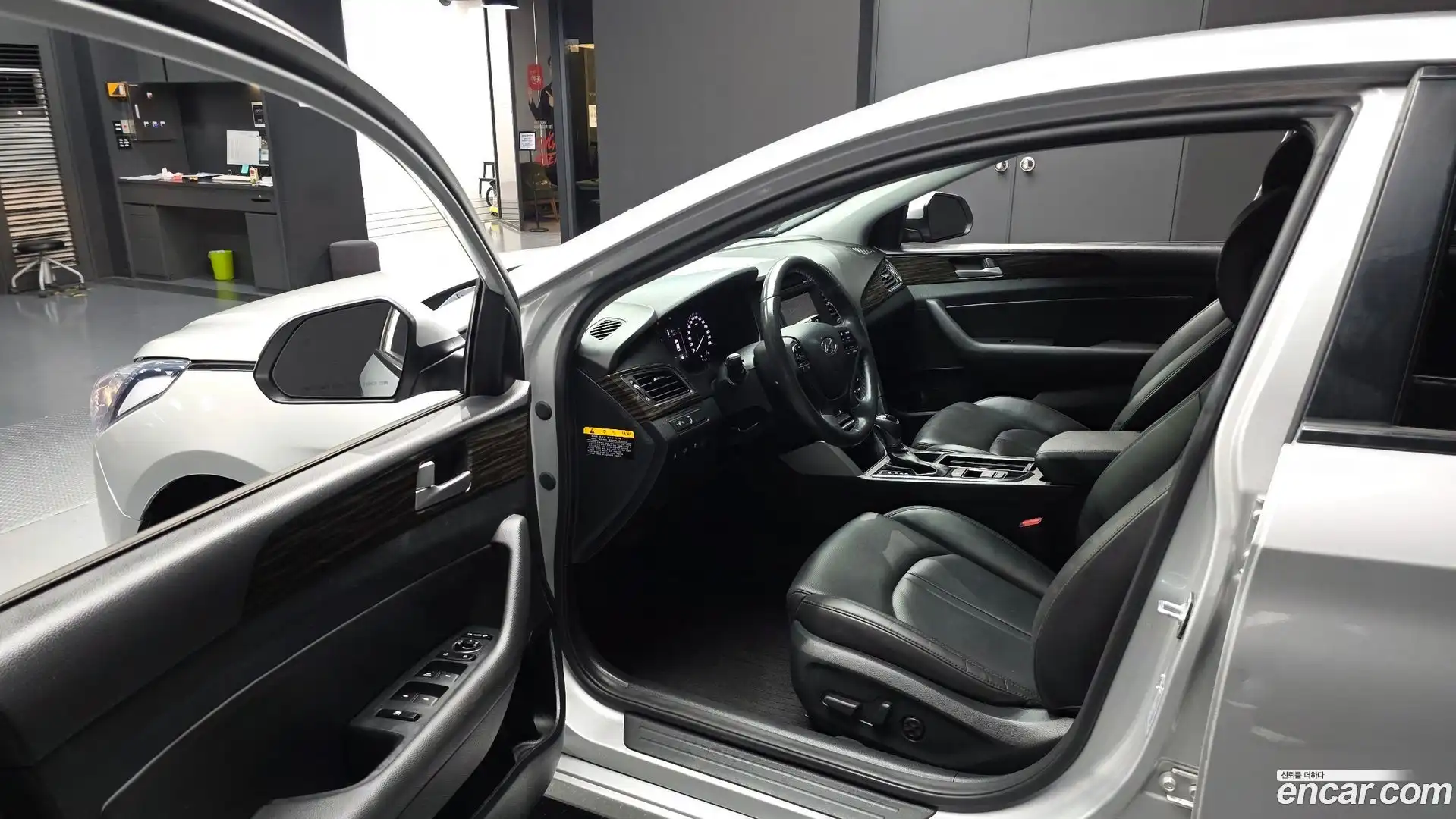Sonata Hyundai 2016.0-INNER-010