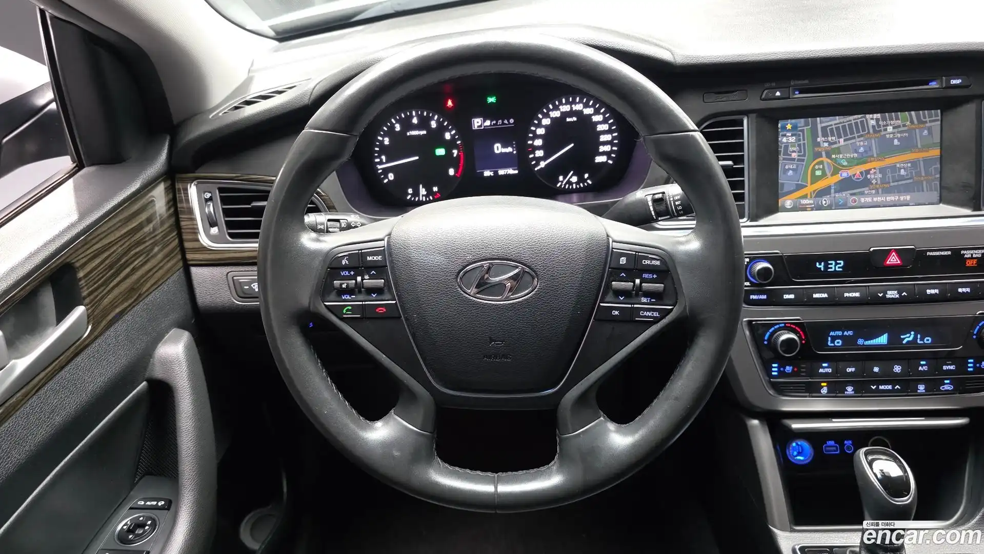 Sonata Hyundai 2016.0-OPTION-017