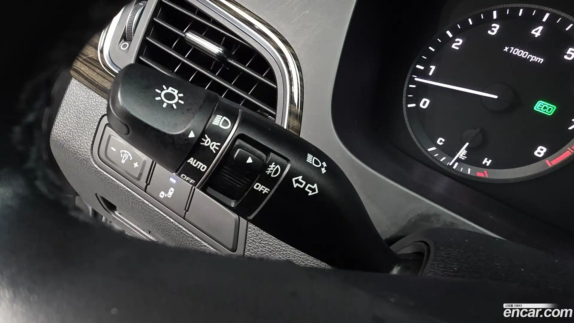 Sonata Hyundai 2016.0-OPTION-021