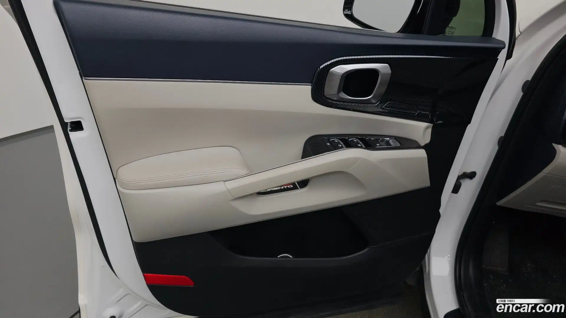 Sorento Kia 2022.5-INNER-034