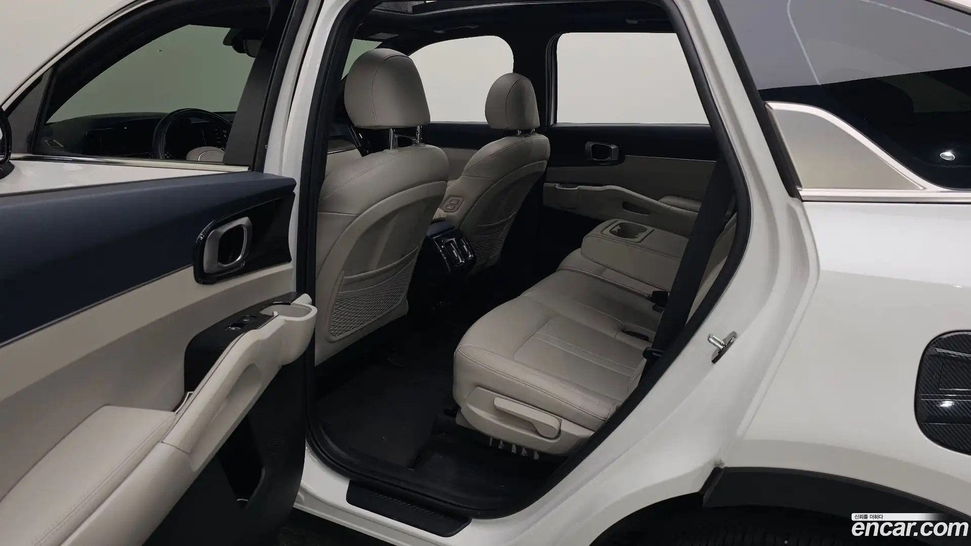 Sorento Kia 2022.5-INNER-036