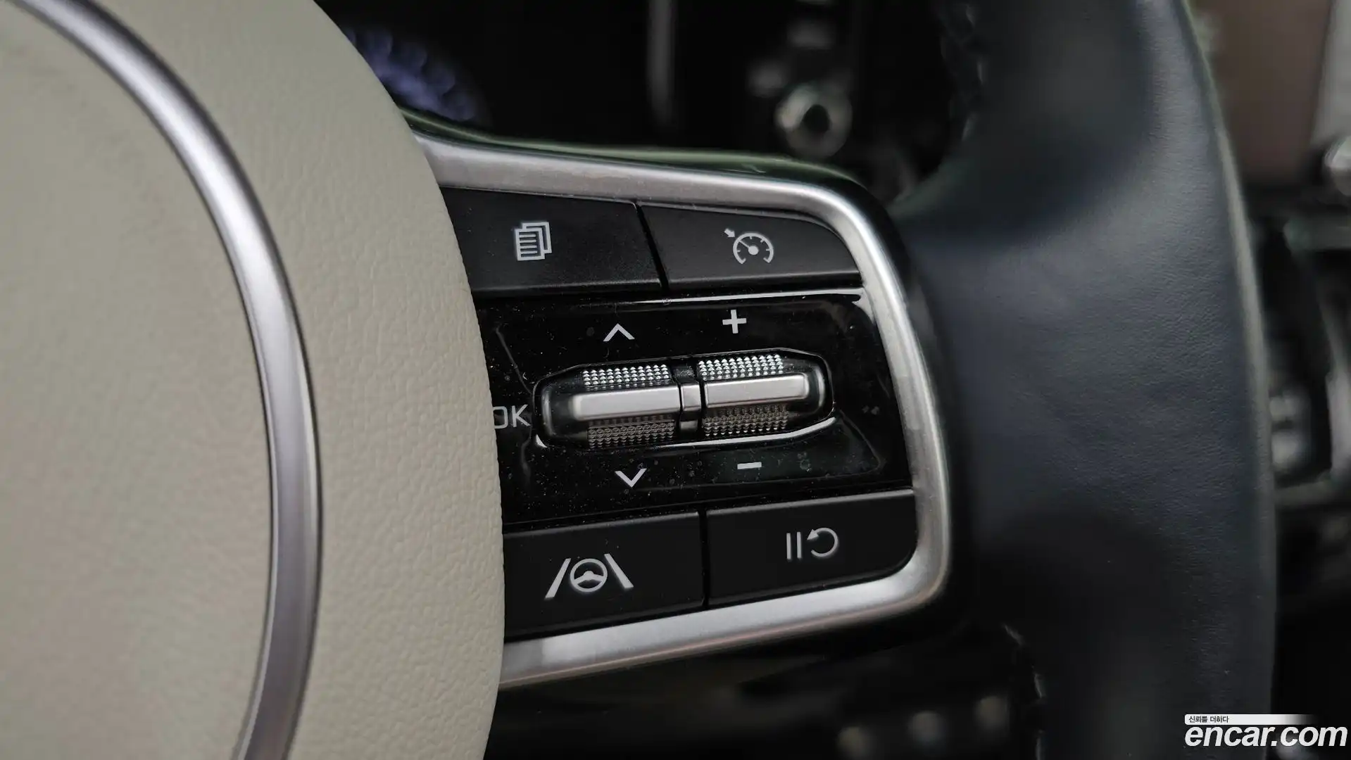 Sorento Kia 2022.5-OPTION-044