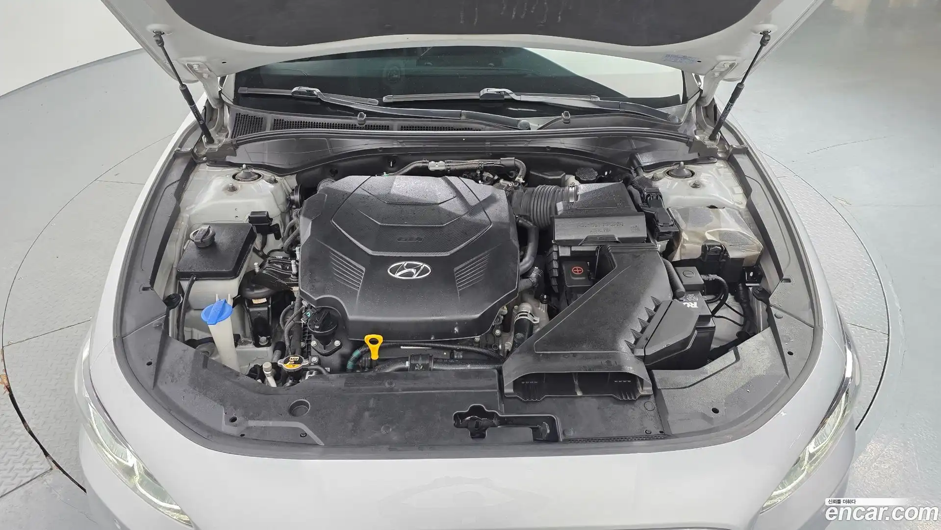 Grandeur Hyundai 2018.6-OUTER-006