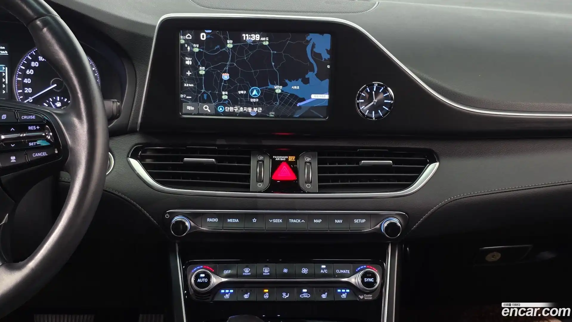 Grandeur Hyundai 2018.6-OPTION-021
