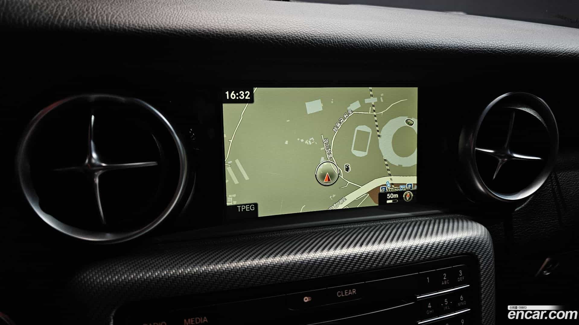 SLC-Class Mercedes-Benz 2018.6-OPTION-017