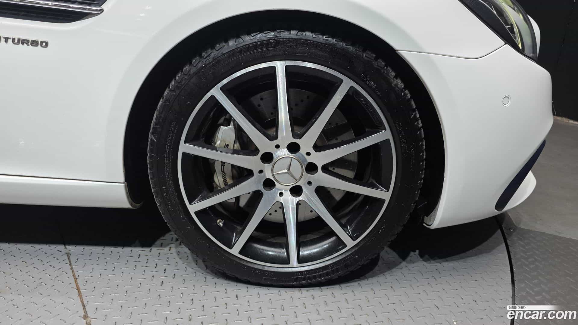 SLC-Class Mercedes-Benz 2018.6-OUTER-031