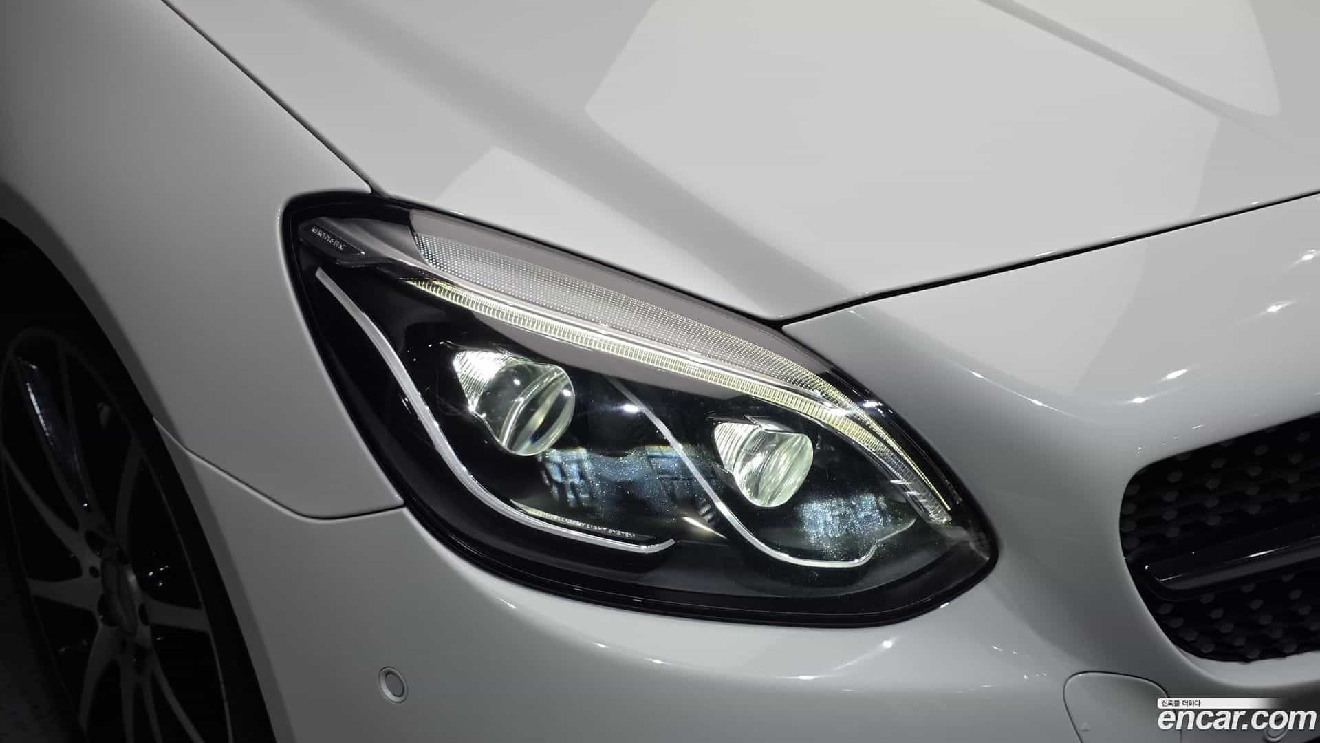 SLC-Class Mercedes-Benz 2018.6-OUTER-032