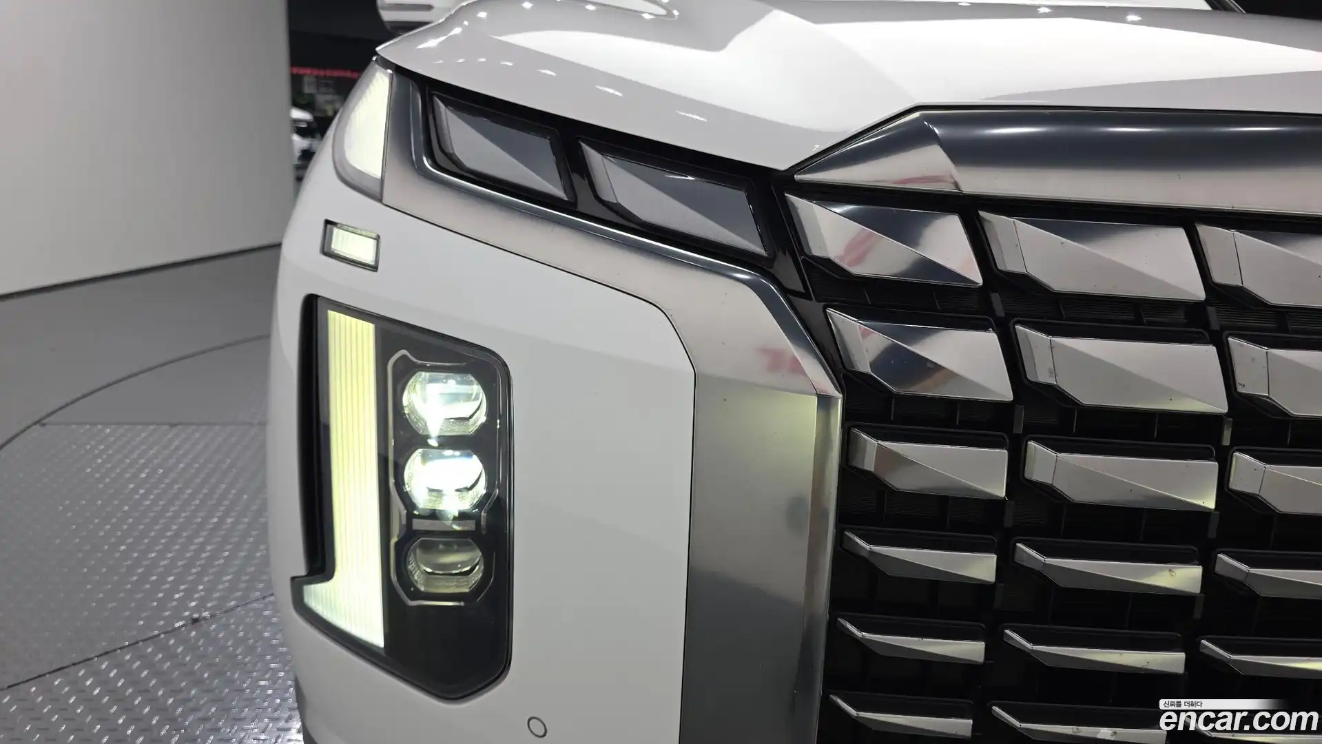 Palisade Hyundai 2023.1-OUTER-032