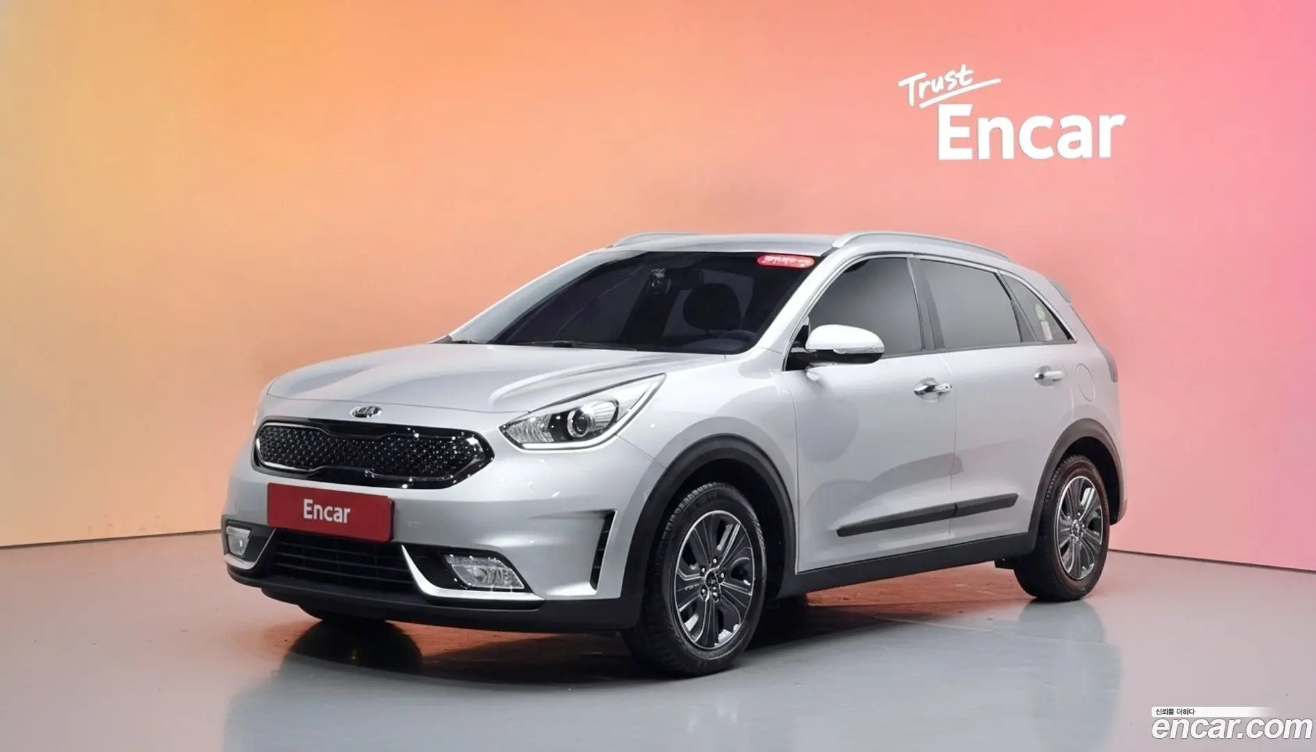 Main__Slider__Photo:Niro Kia 2018.7-0