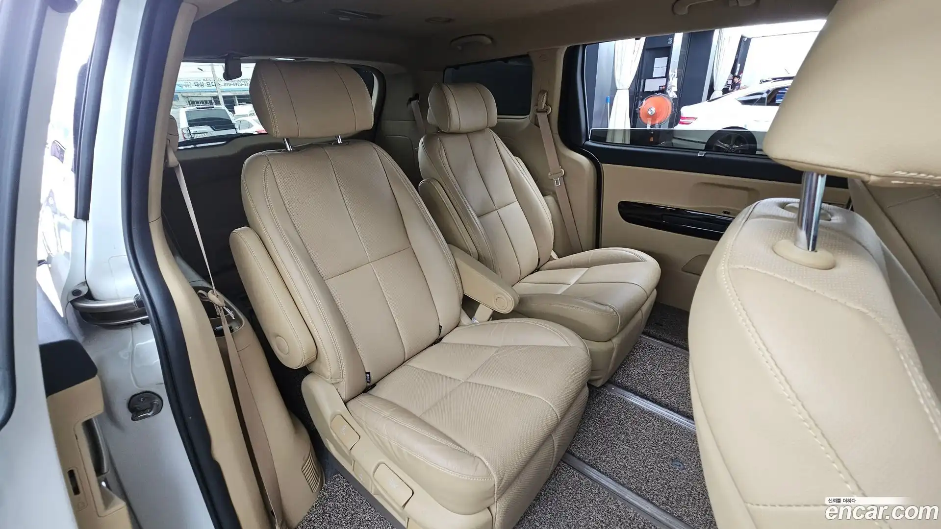 Canival Kia 2018.9-OPTION-016