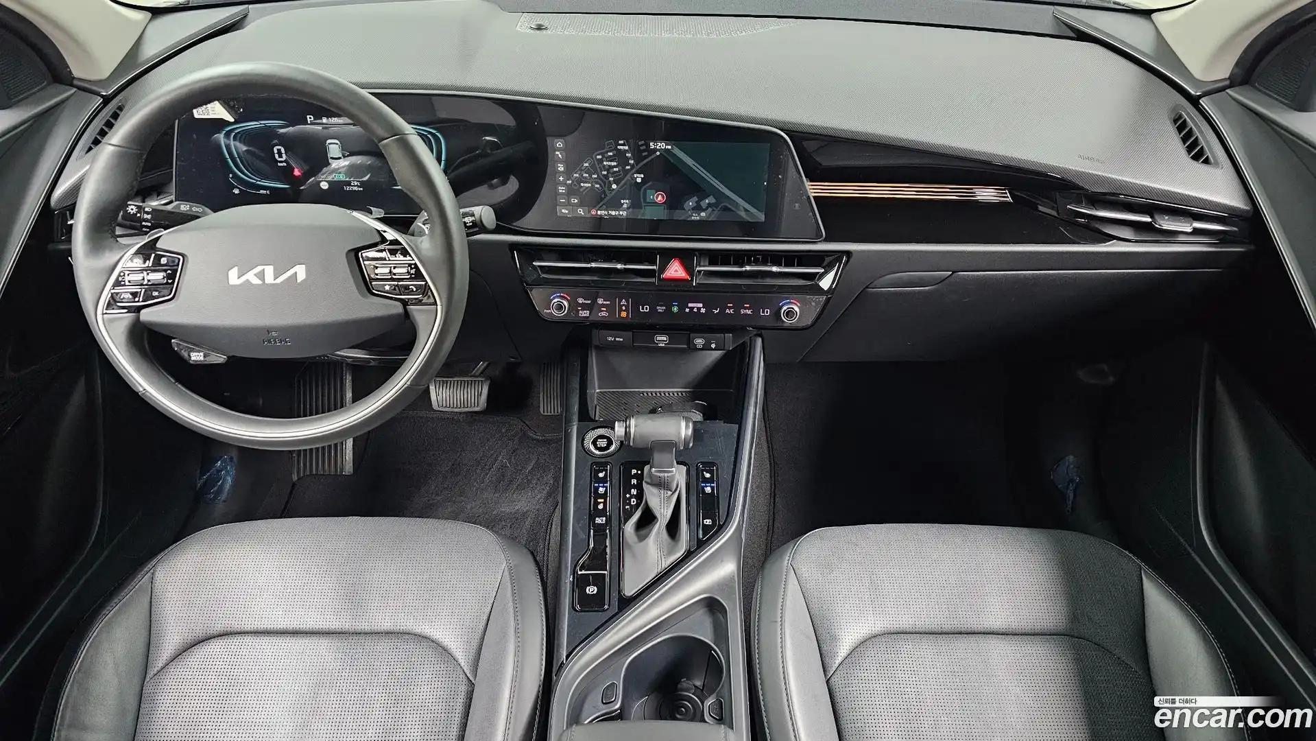 Niro Kia 2022.10-INNER-007