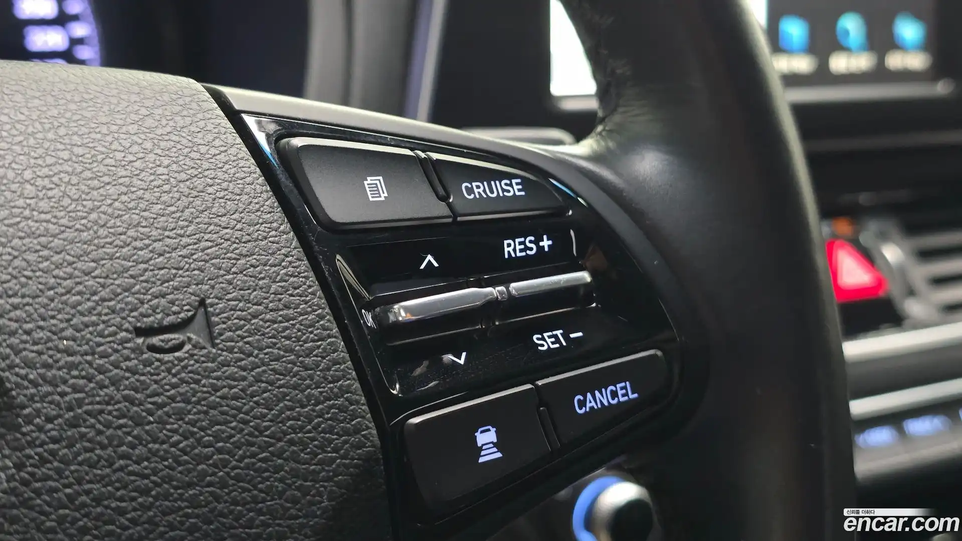 Grandeur Hyundai 2019.1-OPTION-019