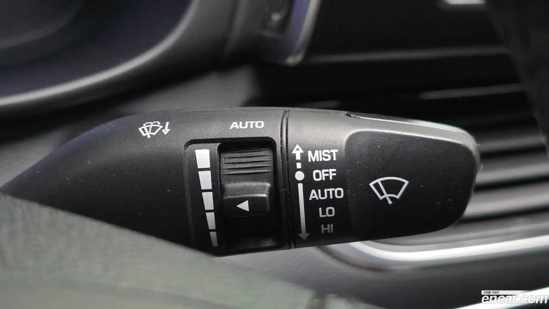 Grandeur Hyundai 2019.1-OPTION-020