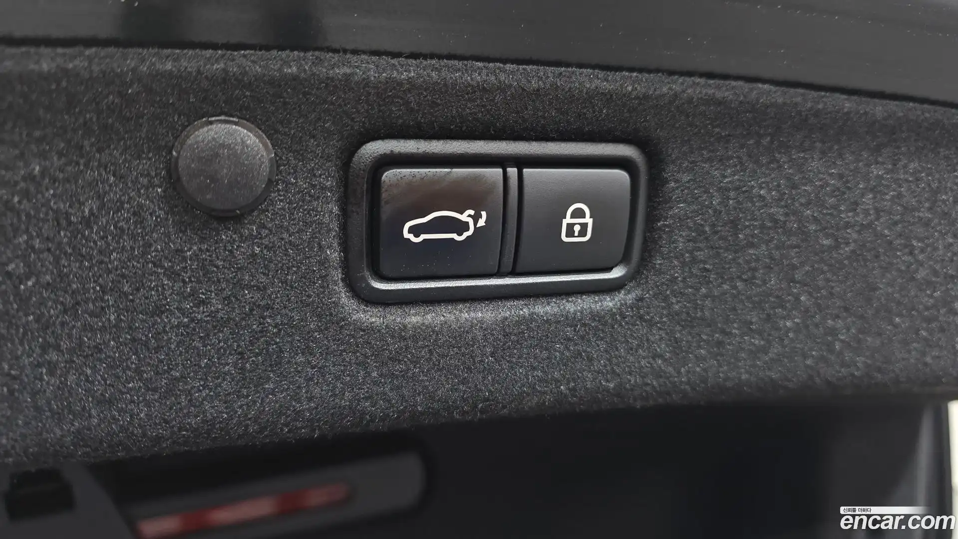 Grandeur Hyundai 2019.1-OPTION-043