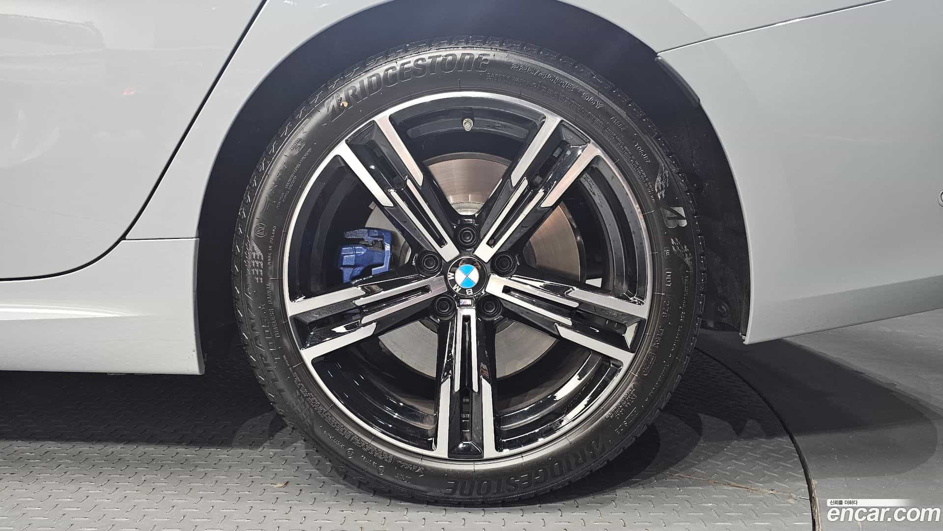3-Series BMW 2026.0-OUTER-031