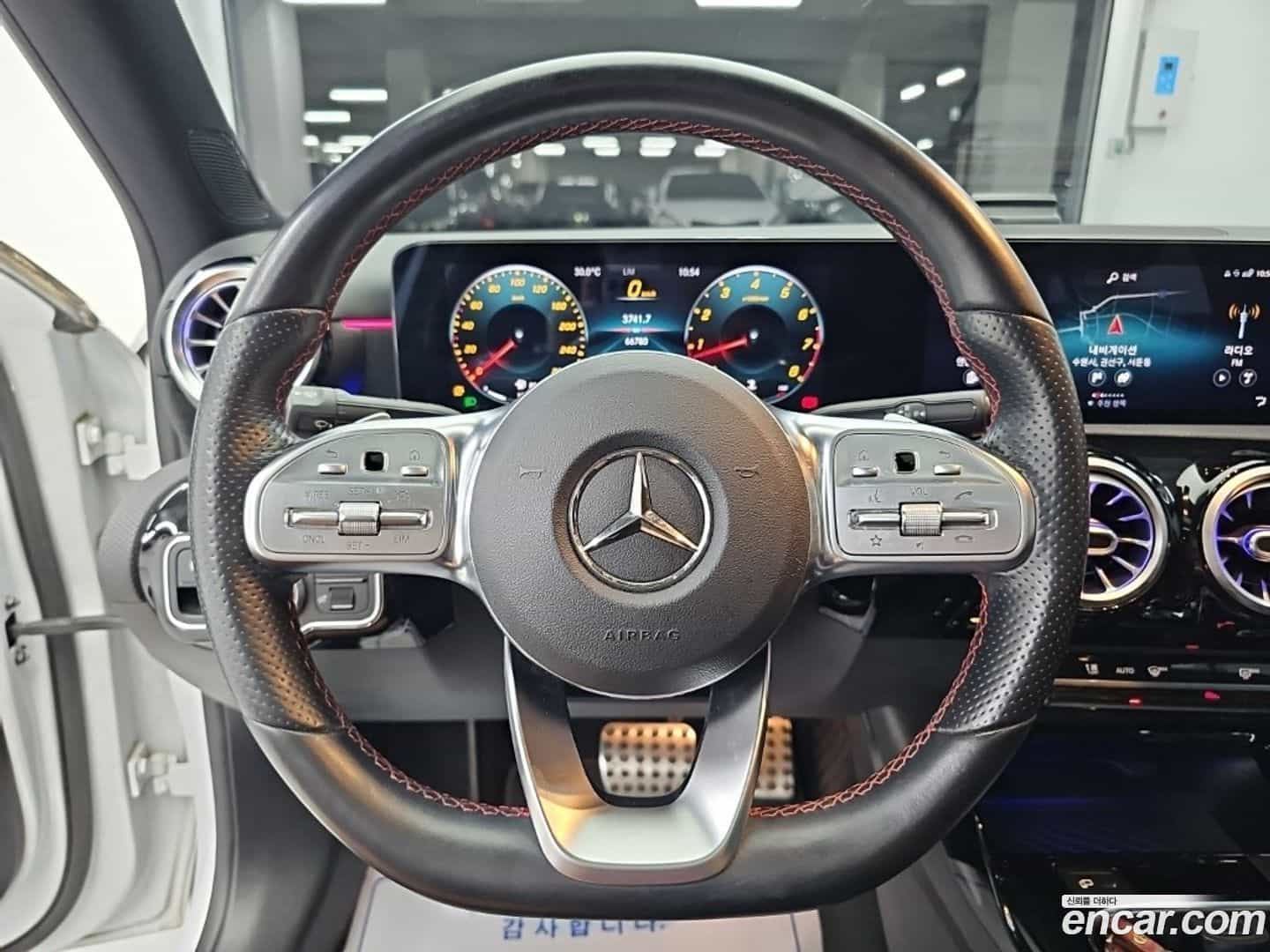 A-Class Mercedes-Benz 2021.2-INNER-009