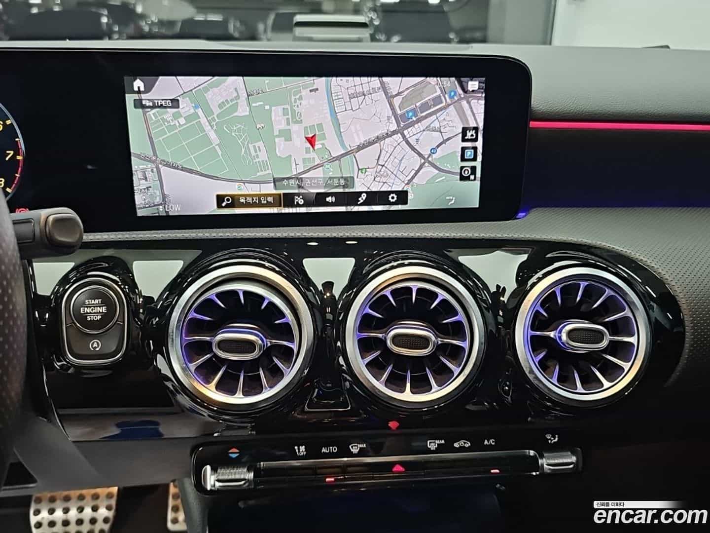 A-Class Mercedes-Benz 2021.2-INNER-010
